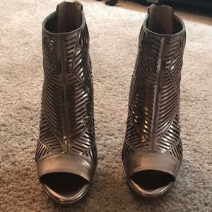 BCBG Metallic Platform heels!